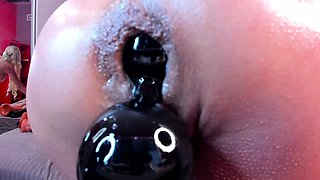 Big boobs milf masturbates with her dildo
