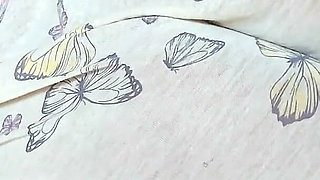 Lying Down Sideways, Shaking My Big Booty and Spreading Extremely Close-up to Cam