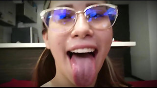 Deep Blowjob with a Beautiful Horny Latina