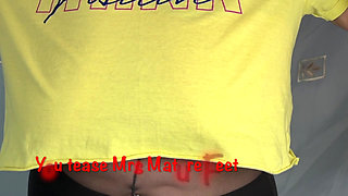 Mrs Mature Feet Big Granny Pants and Tights 427