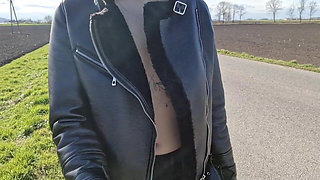 I Flash My Tits on the Street