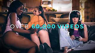 GIRLSWAY - Gorgeous Blonde Masseuse Athena Fleurs Offers EXTRA CARE To Redhead MILF Lauren Phillips: Porn