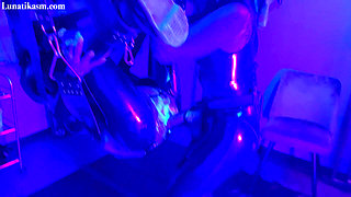 Neon Fist mistress Lunatika