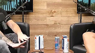 Alexas Morgan Has an＊l Orgasms