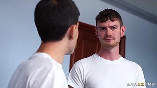 Scarlett Starr Sweats During Intense Hentai Workout With Jordi