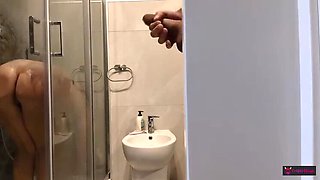 Stepmom Washes Stepson's Dirty Cock in Shower - Italian MILF Blowjob & Cumshot
