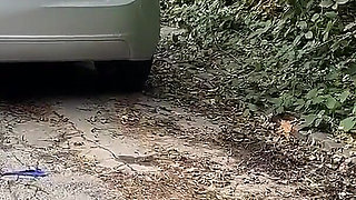 Kinky Roadside Hookup! Boot-wearing Bitch Fucks Bareback.