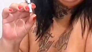 BBW Smoking on a Soft-seat Toilet