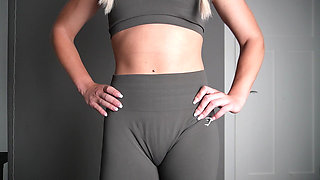 My Cameltoe Makes You Cum