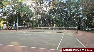 Rafaela and Igor are taking their Strip Tennis match outside